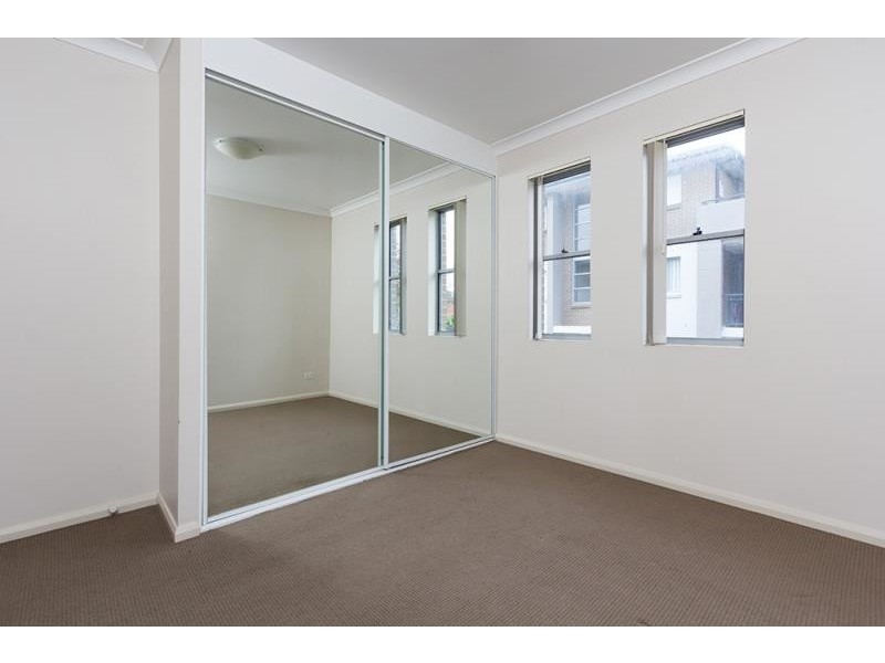 4/21-27 Cross Street, Guildford NSW 2161